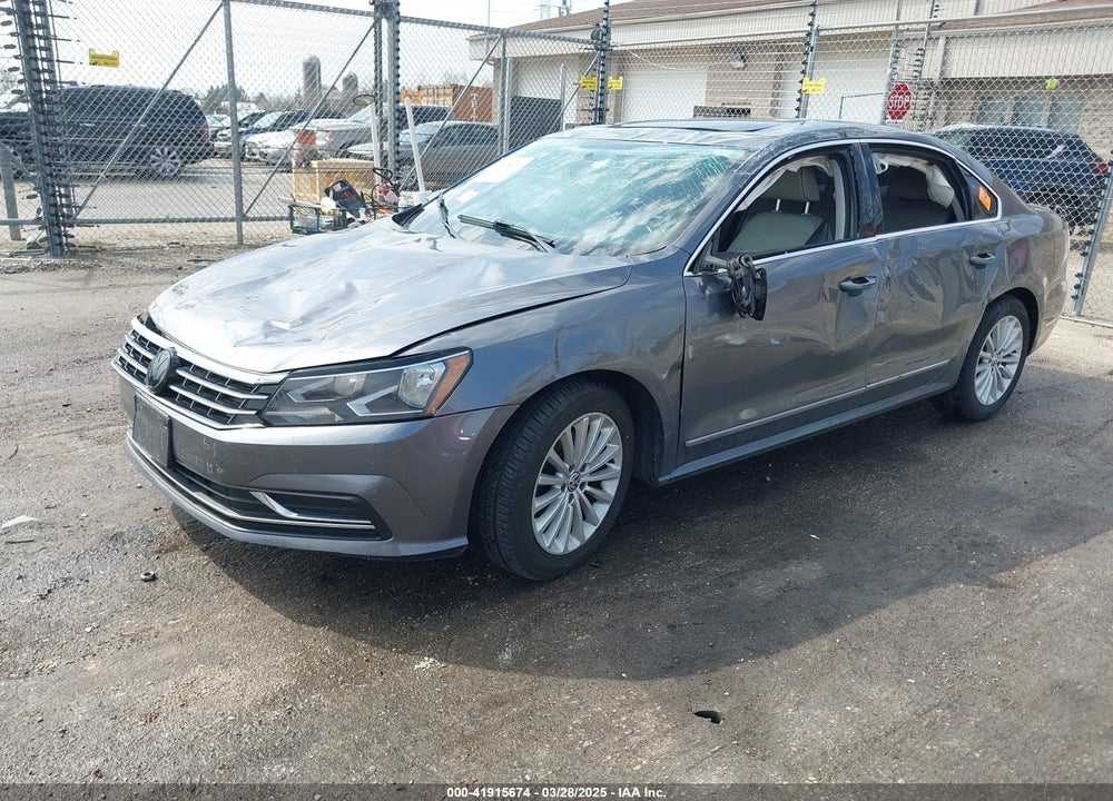 2017 VOLKSWAGEN PASSAT VIN: 1VWBT7A36HC039748