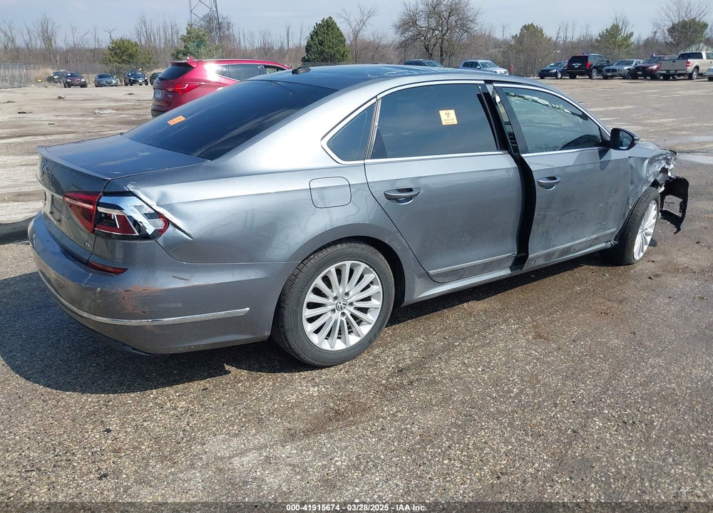 2017 VOLKSWAGEN PASSAT VIN: 1VWBT7A36HC039748