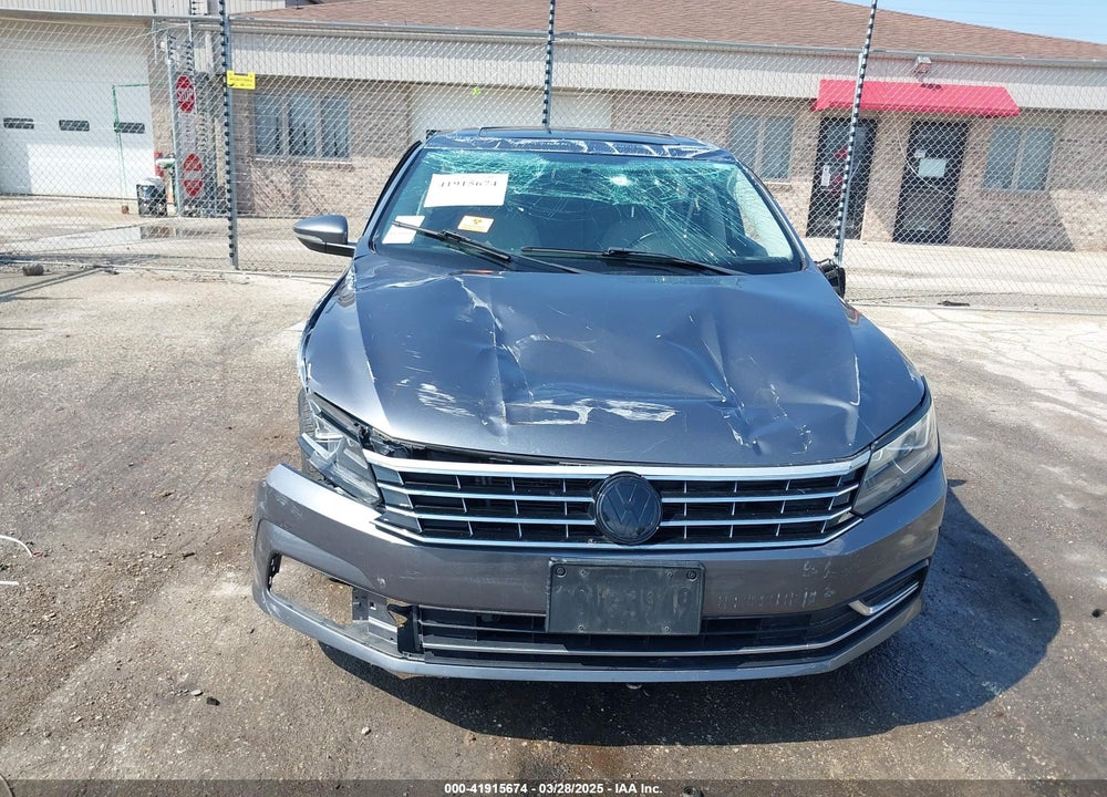 2017 VOLKSWAGEN PASSAT VIN: 1VWBT7A36HC039748
