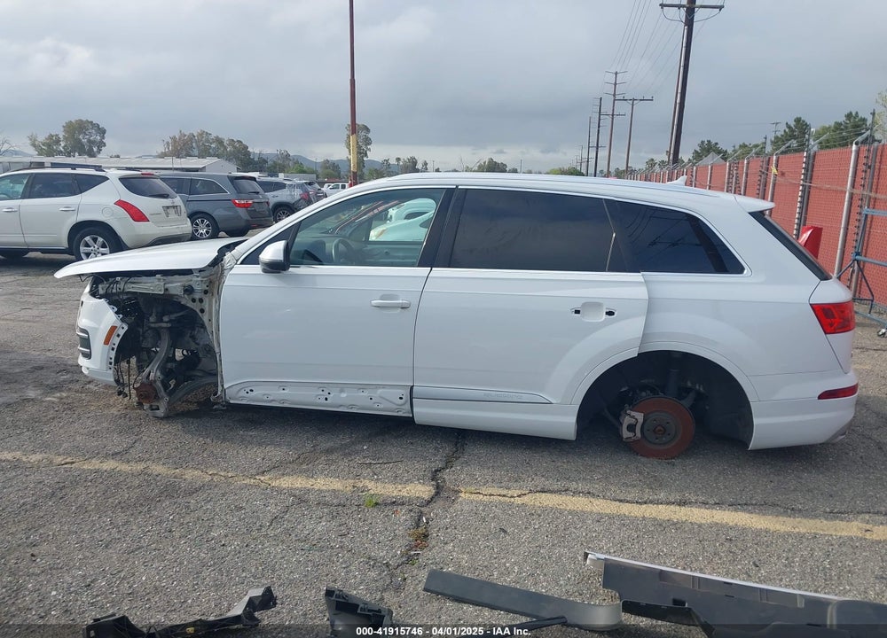 2019 AUDI Q7 VIN: WA1AAAF73KD006828