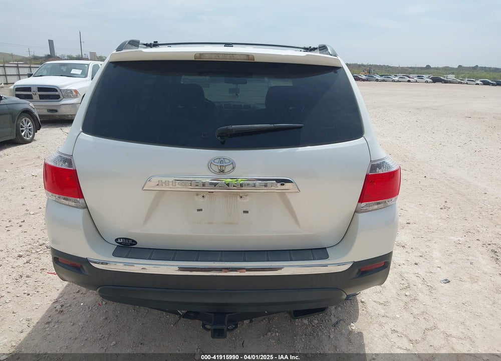 2013 TOYOTA HIGHLANDER LIMITED V6 VIN: 5TDYK3EH5DS121087