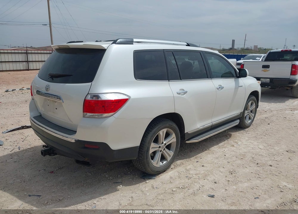 2013 TOYOTA HIGHLANDER LIMITED V6 VIN: 5TDYK3EH5DS121087