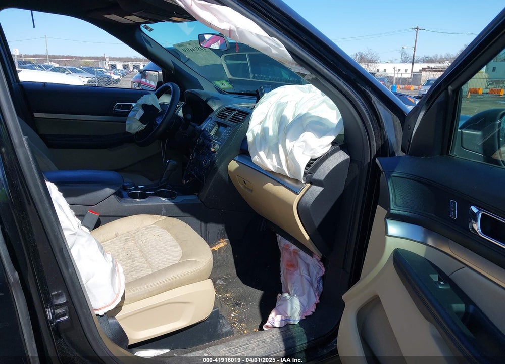 2017 FORD EXPLORER VIN: 1FM5K8BH4HGD73302