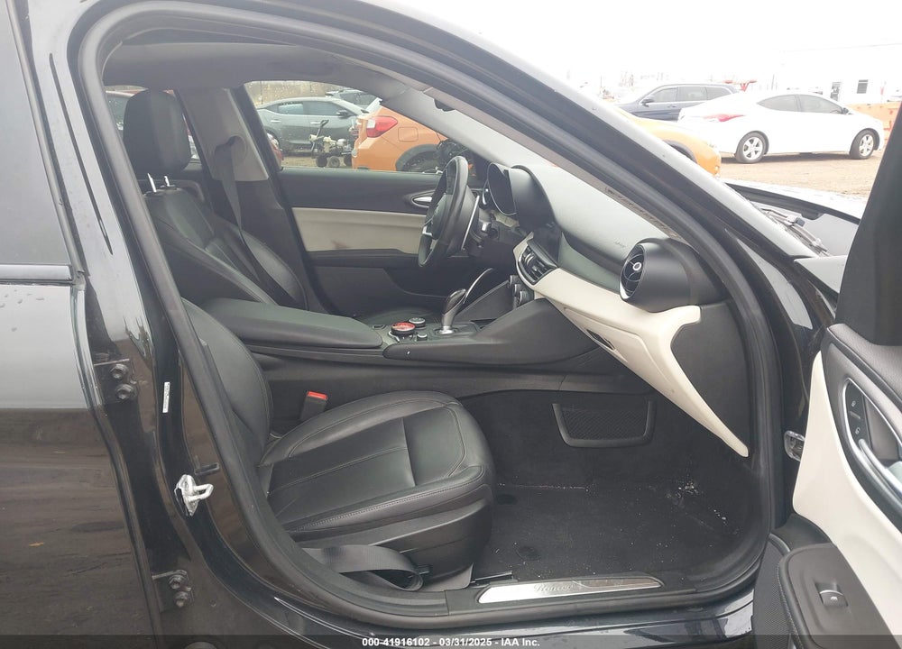 2018 ALFA ROMEO GIULIA AWD VIN: ZARFAEDN3J7578523