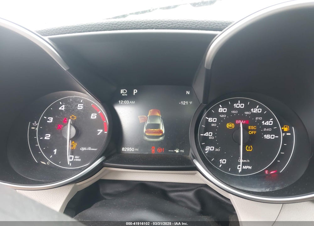 2018 ALFA ROMEO GIULIA AWD VIN: ZARFAEDN3J7578523