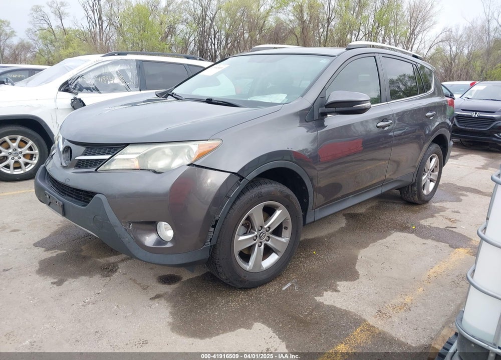 2015 TOYOTA RAV4 VIN: 2T3RFREV1FW386656