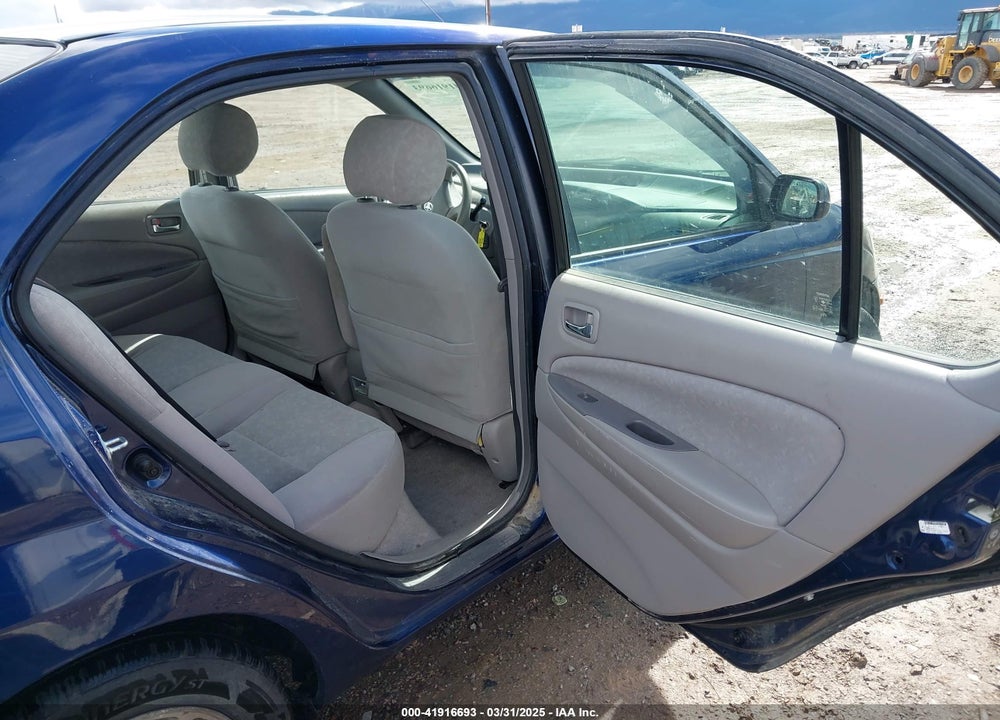 2002 TOYOTA PRIUS VIN: JT2BK18U220047011