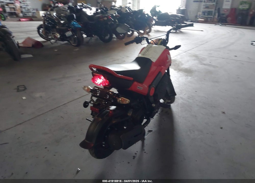 2022 HONDA NVA110 B VIN: 3H1JK0704ND013113