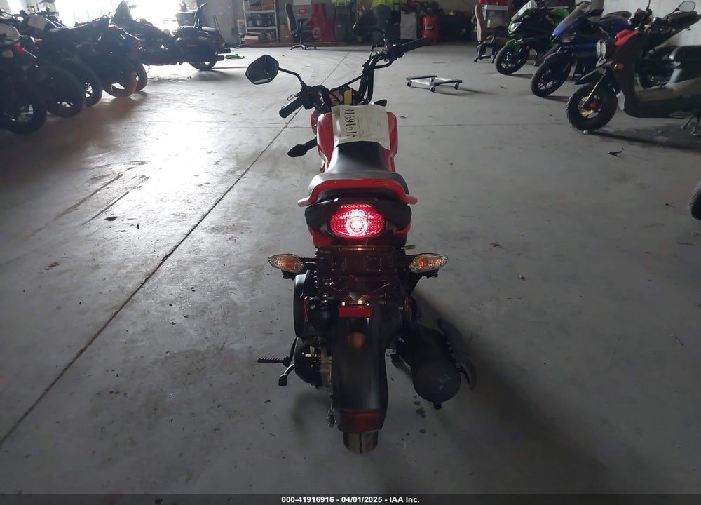 2022 HONDA NVA110 B VIN: 3H1JK0704ND013113
