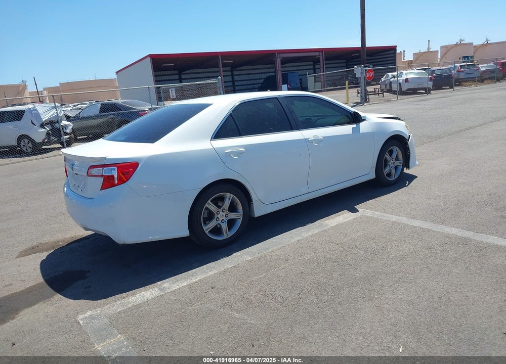2013 TOYOTA CAMRY SE VIN: 4T1BF1FKXDU641608