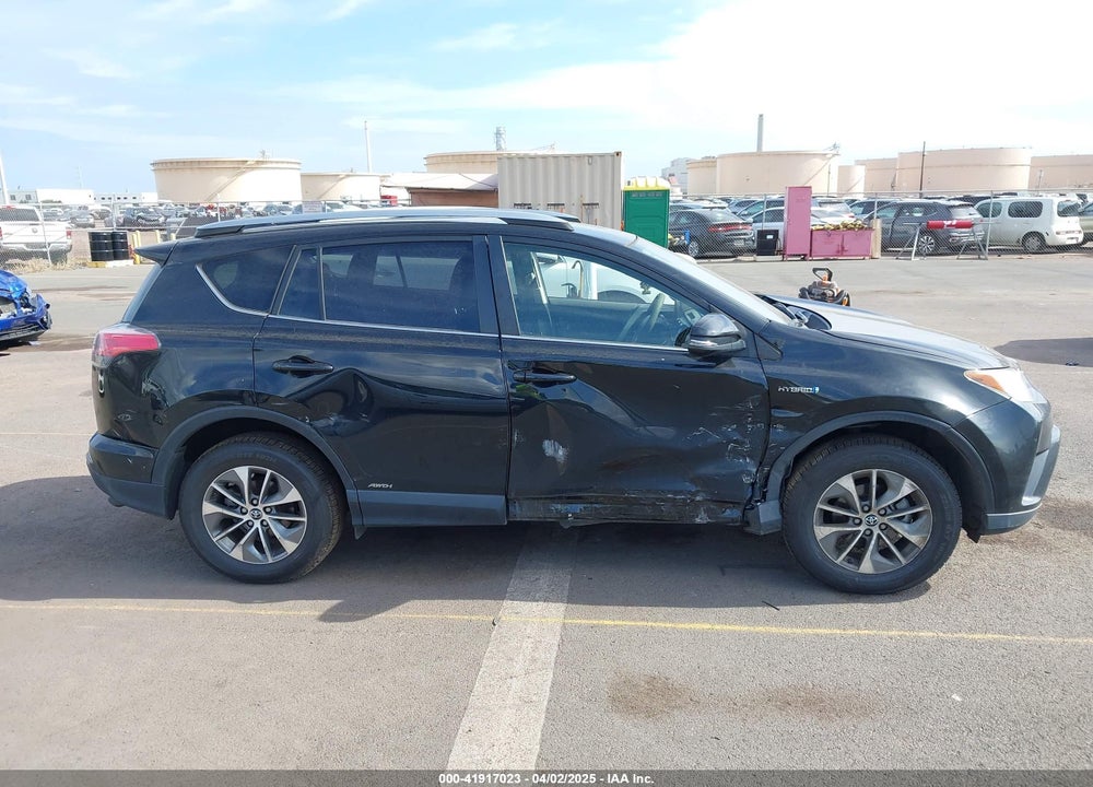 2018 TOYOTA RAV4 HYBRID VIN: JTMRJREV7JD212899