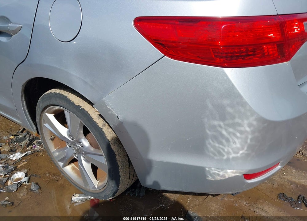 2014 ACURA ILX 2.0L VIN: 19VDE1F55EE009568