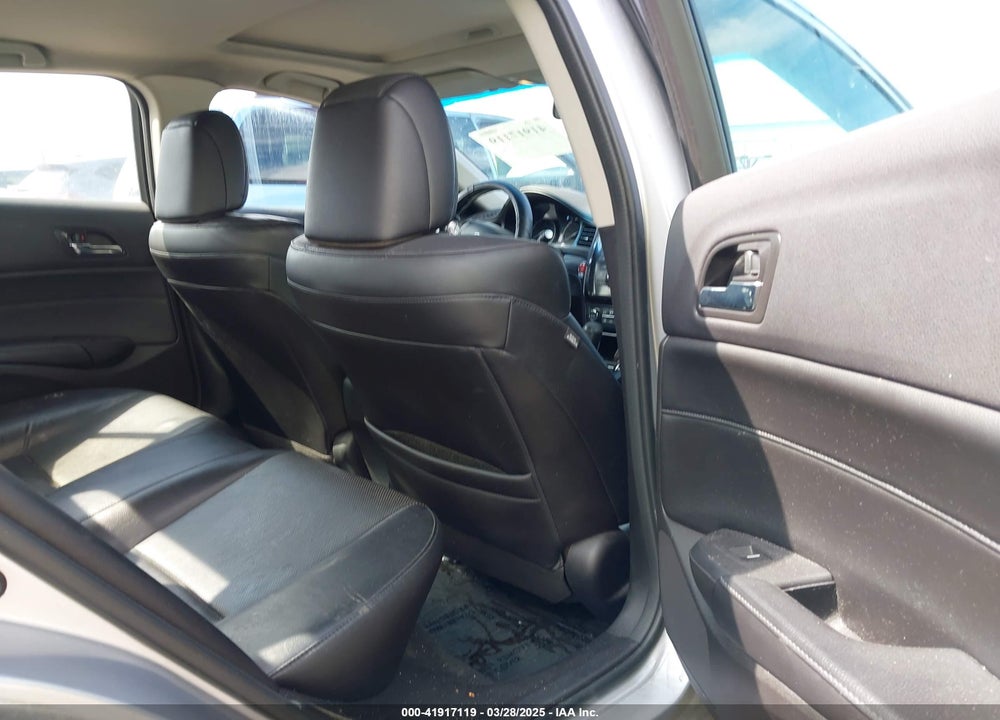 2014 ACURA ILX 2.0L VIN: 19VDE1F55EE009568