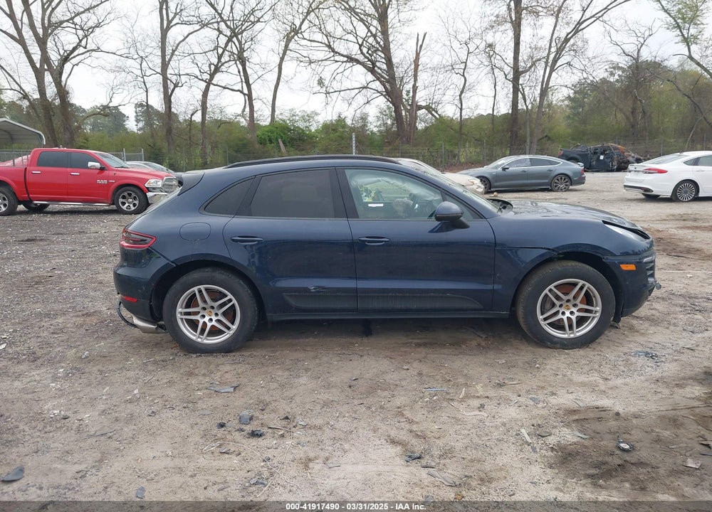 2017 PORSCHE MACAN VIN: WP1AA2A58HLB04879