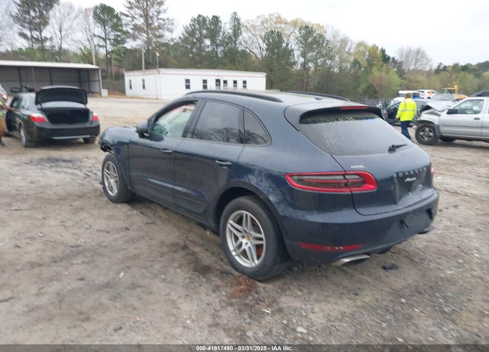 2017 PORSCHE MACAN VIN: WP1AA2A58HLB04879