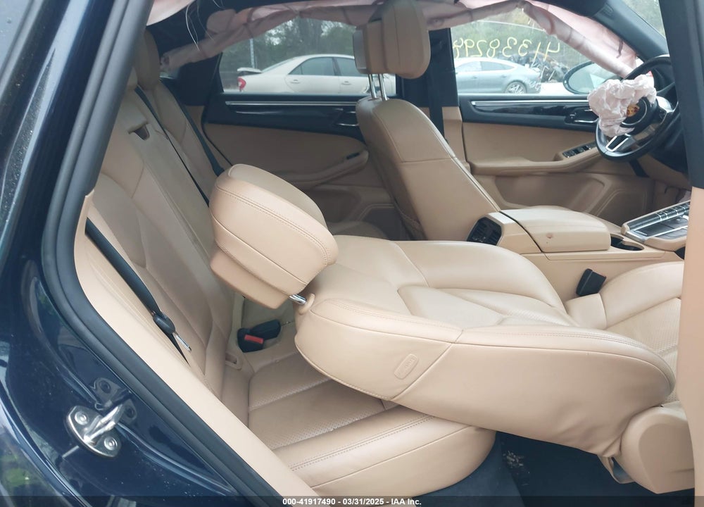 2017 PORSCHE MACAN VIN: WP1AA2A58HLB04879