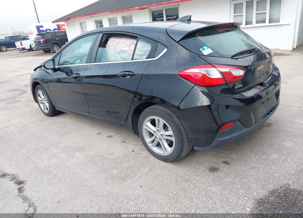 2017 CHEVROLET CRUZE VIN: 3G1BE6SM1HS582667