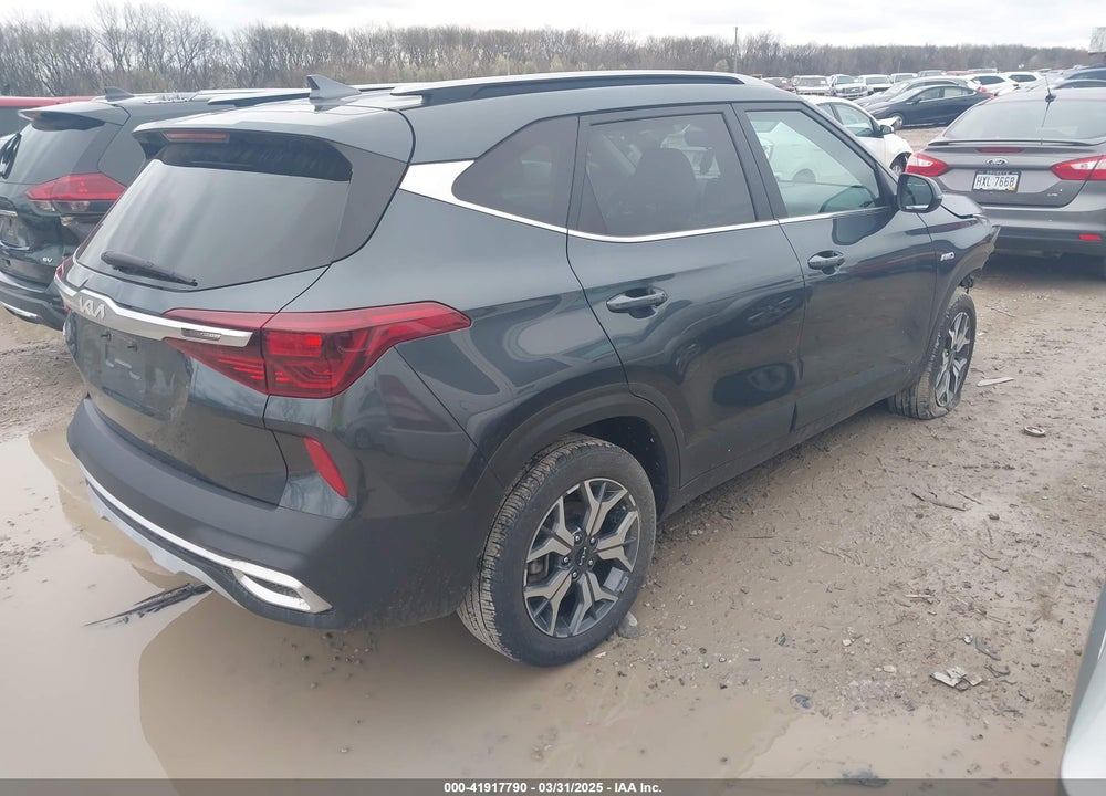 2023 KIA SELTOS EX VIN: KNDERCAA3P7375497