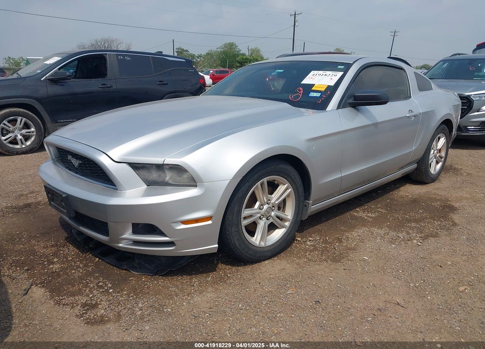 2014 FORD MUSTANG V6 VIN: 1ZVBP8AM0E5215177