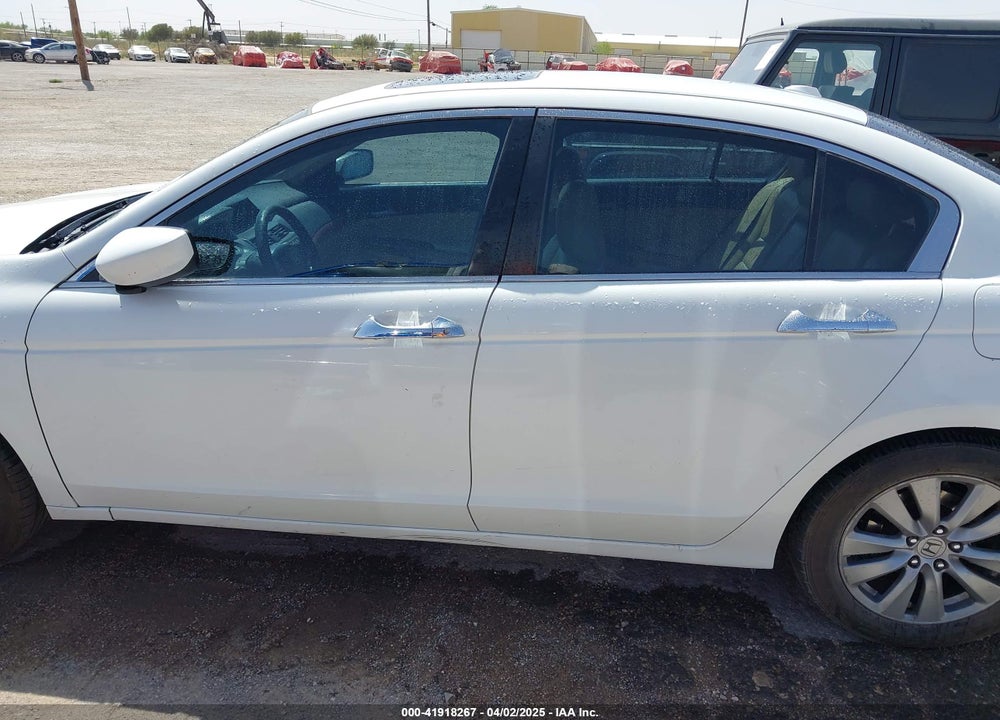 2012 HONDA ACCORD VIN: 1HGCP3F84CA023742