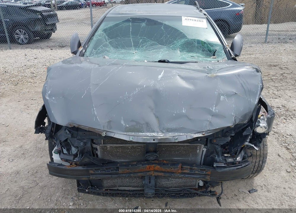 2011 HYUNDAI SONATA VIN: 5NPEB4AC1BH031277