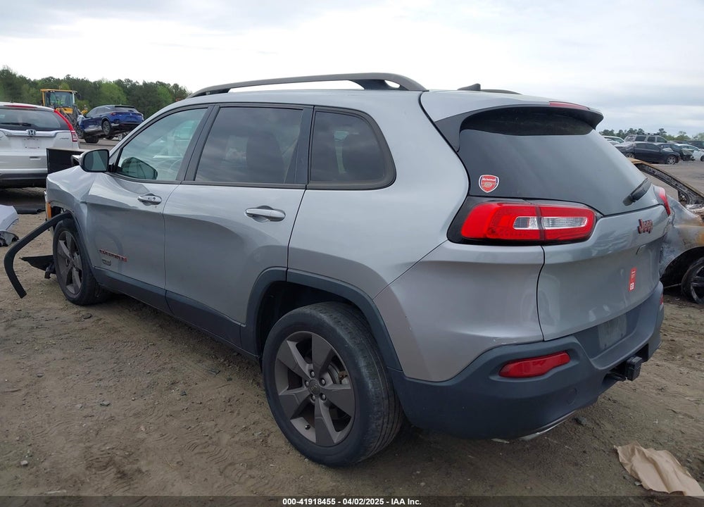 2016 JEEP CHEROKEE VIN: 1C4PJLCS5GW297199