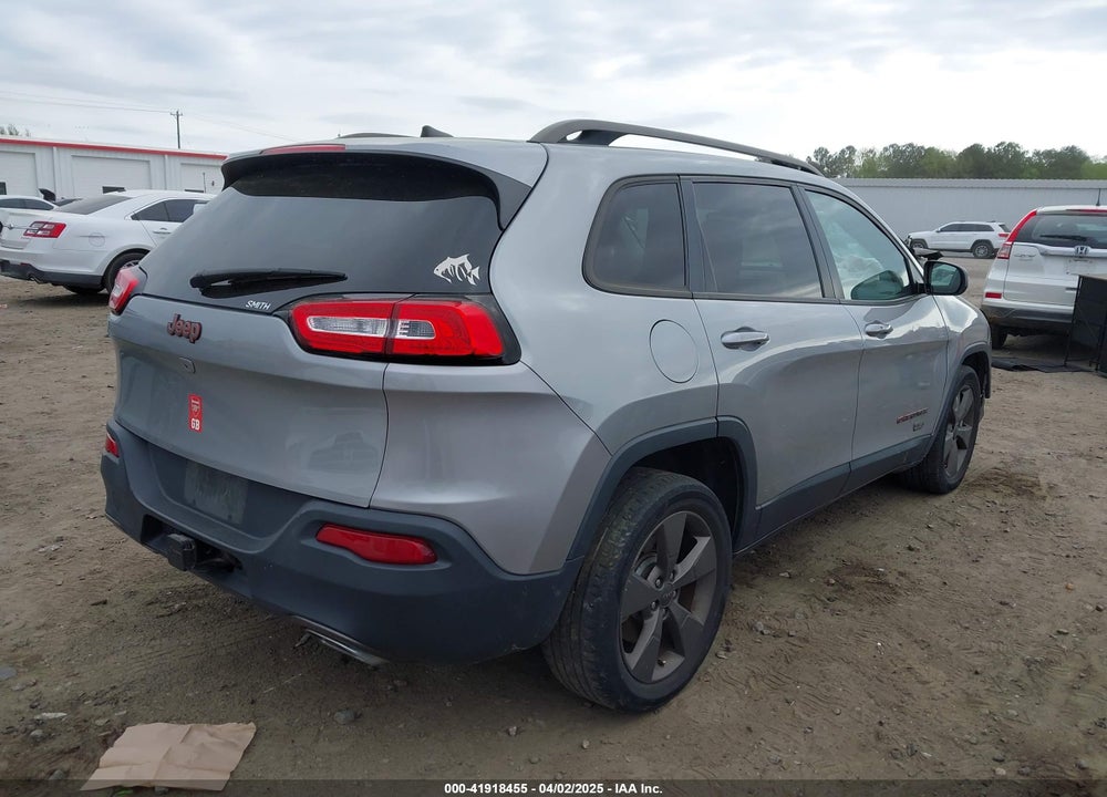 2016 JEEP CHEROKEE VIN: 1C4PJLCS5GW297199
