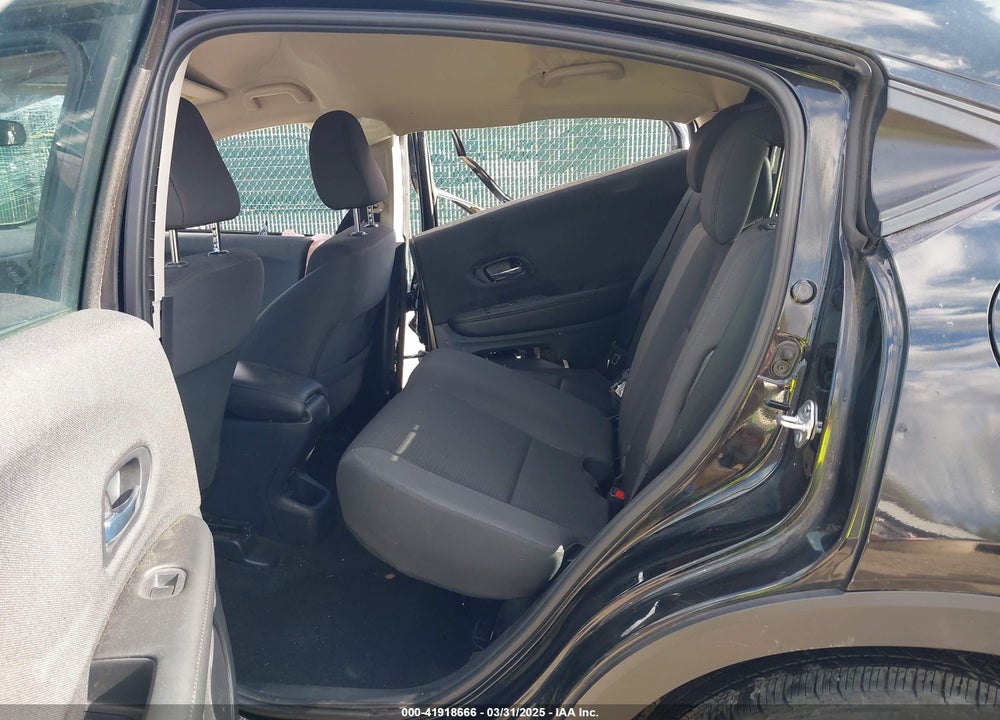2021 HONDA HR-V VIN: 3CZRU6H35MM747247