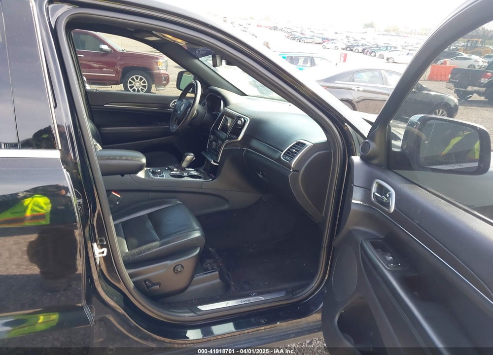 2018 JEEP GRAND CHEROKEE VIN: 1C4RJFBG2JC459855