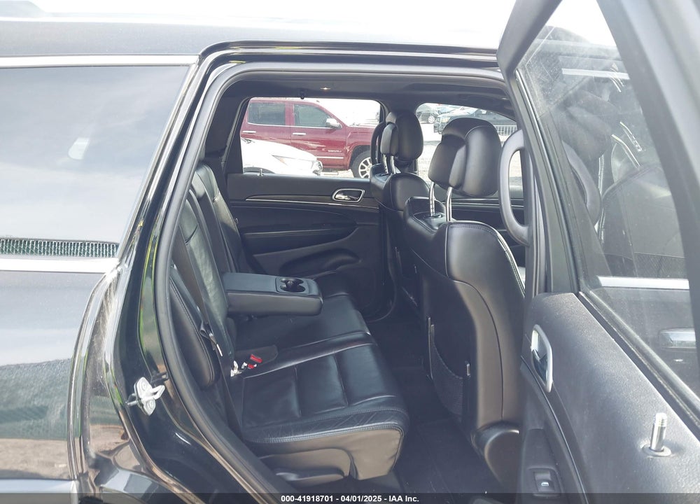 2018 JEEP GRAND CHEROKEE VIN: 1C4RJFBG2JC459855