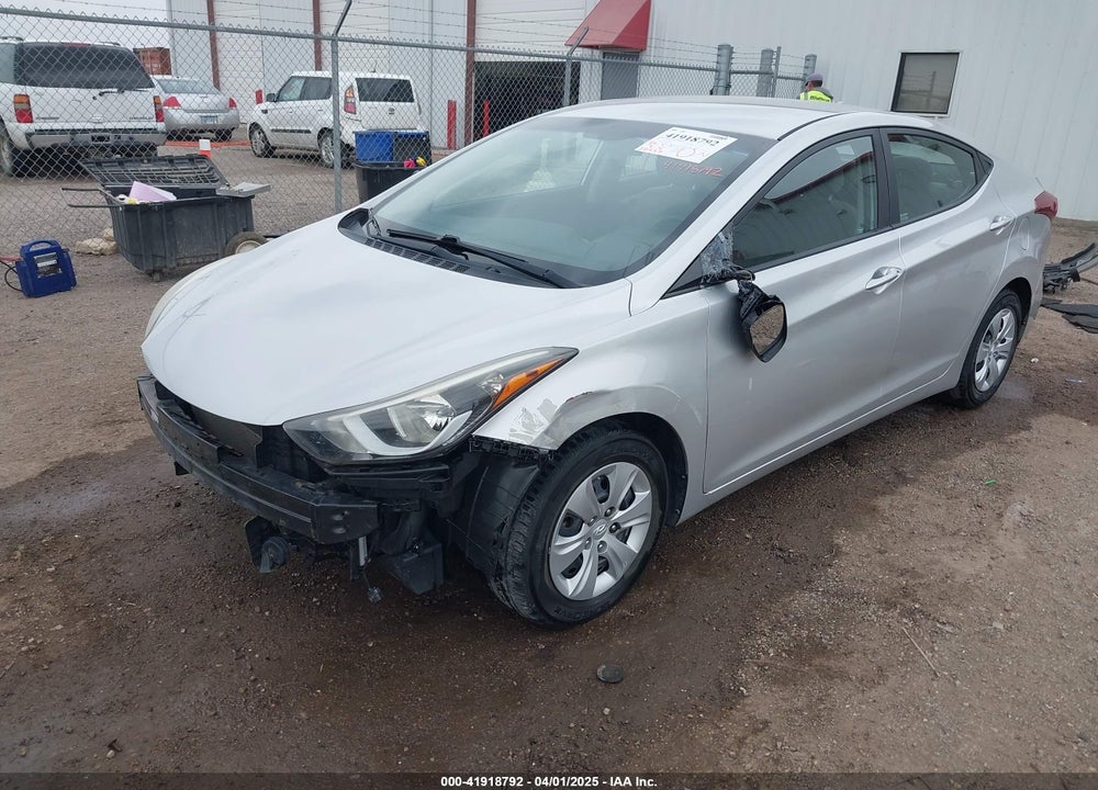 2016 HYUNDAI ELANTRA SE VIN: 5NPDH4AE0GH680569