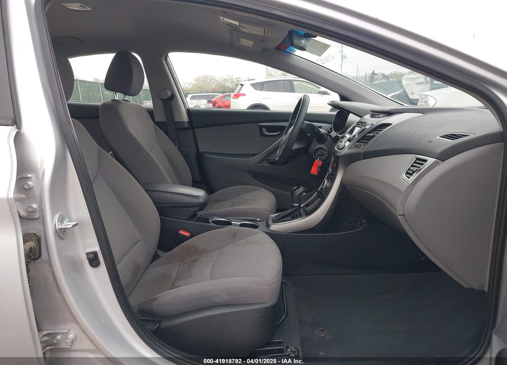 2016 HYUNDAI ELANTRA SE VIN: 5NPDH4AE0GH680569