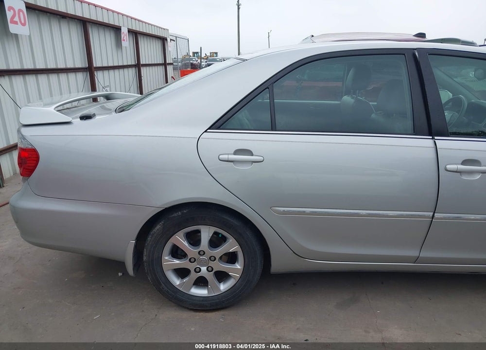 2005 TOYOTA CAMRY VIN: 4T1BF30K55U104313