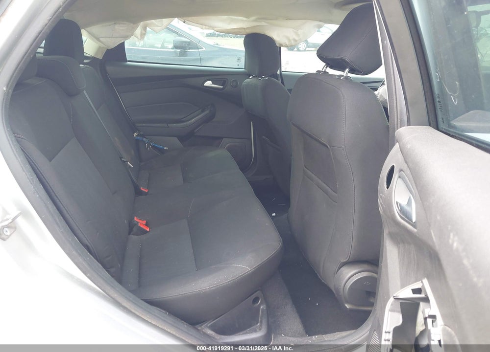 2017 FORD FOCUS VIN: 1FADP3H21HL332713