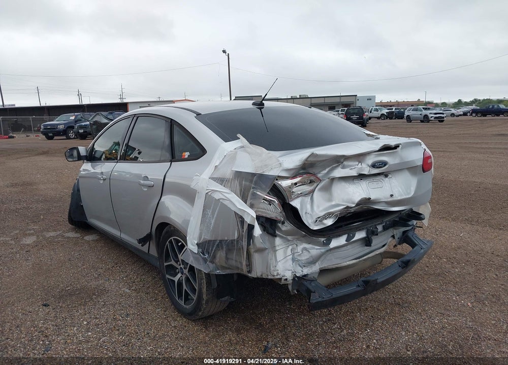 2017 FORD FOCUS VIN: 1FADP3H21HL332713