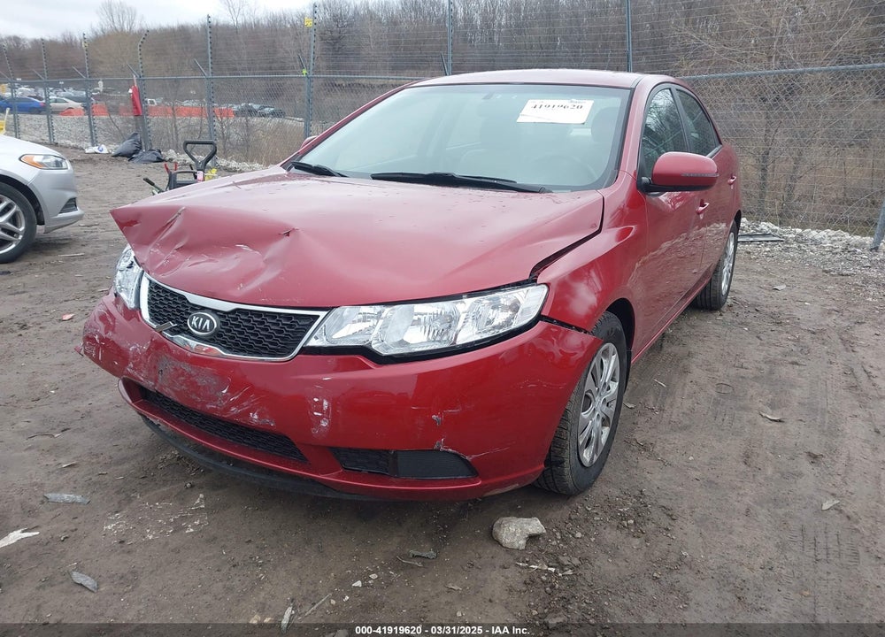 2011 KIA FORTE VIN: KNAFU4A24B5458813
