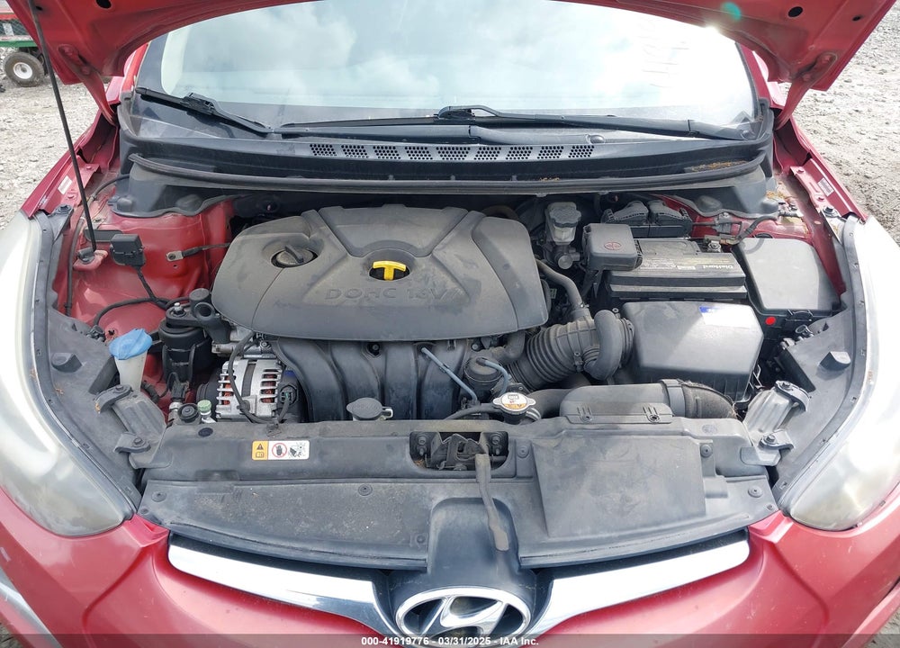 2015 HYUNDAI ELANTRA VIN: KMHDH4AE2FU377597