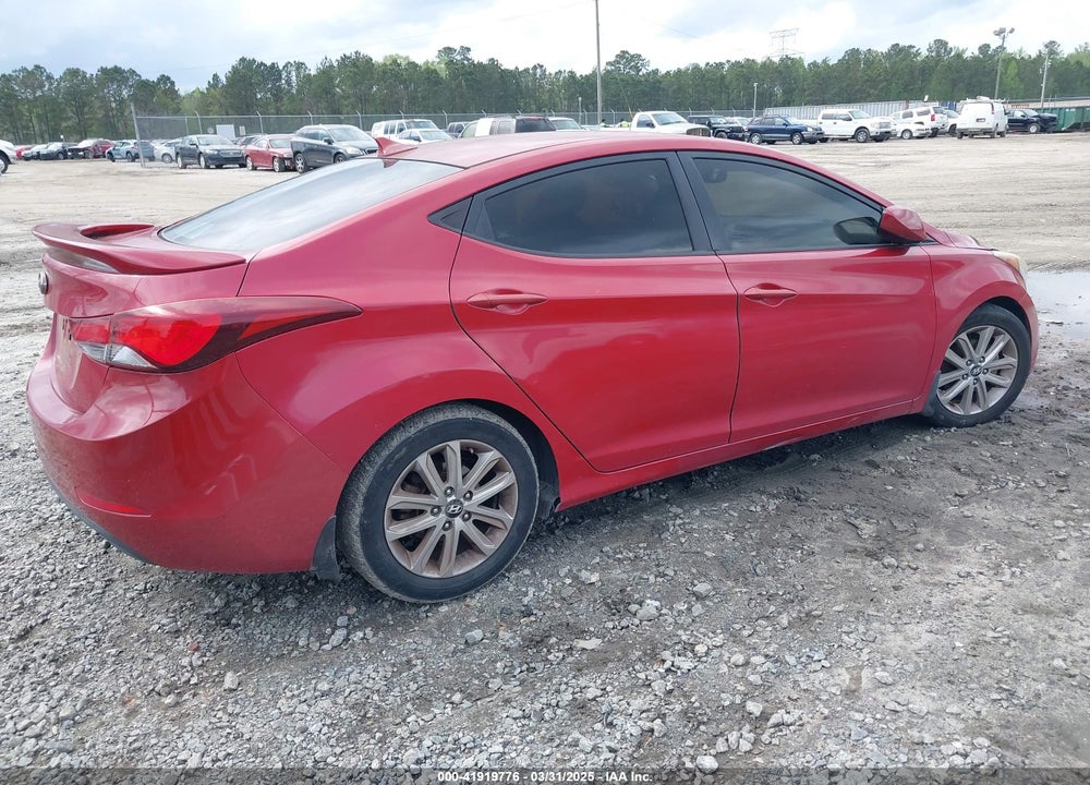 2015 HYUNDAI ELANTRA VIN: KMHDH4AE2FU377597