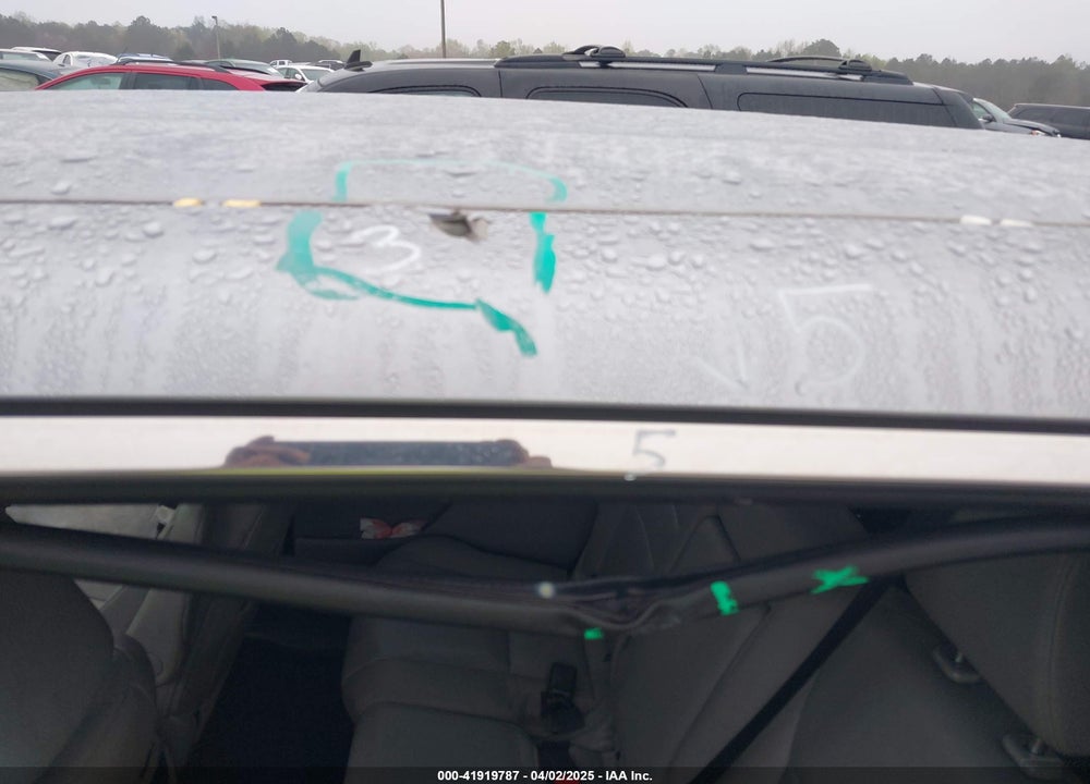 2018 HONDA PILOT VIN: 5FNYF5H50JB022680
