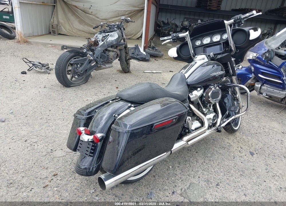 2019 HARLEY-DAVIDSON FLHX VIN: 1HD1KBC13KB666029