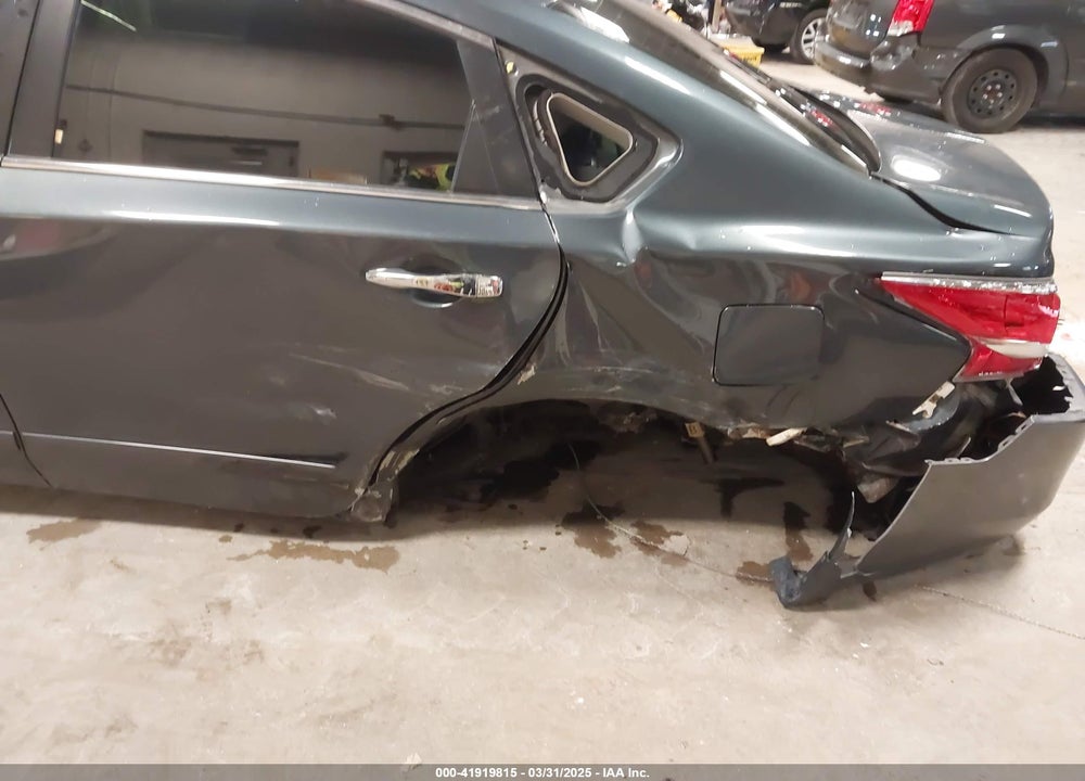 2013 NISSAN ALTIMA VIN: 1N4AL3AP7DN471022