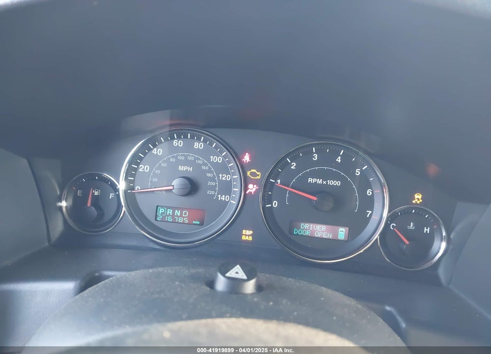 2006 JEEP COMMANDER VIN: 1J8HG58266C276460