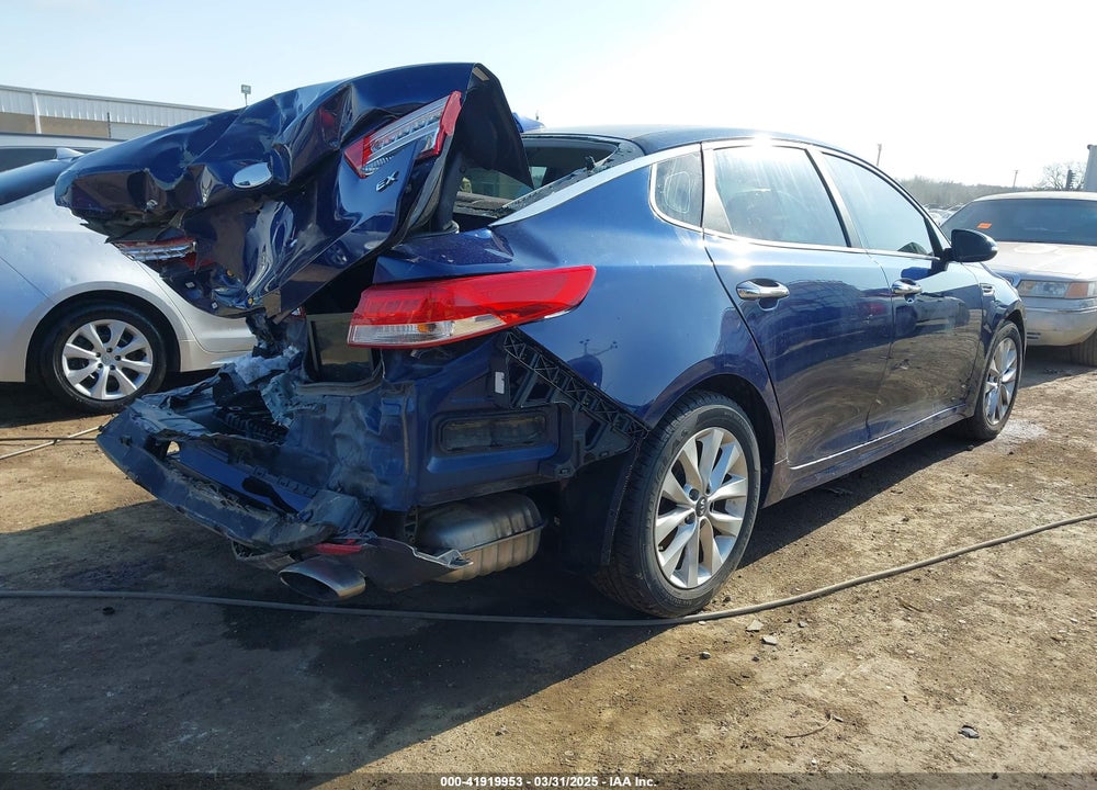 2017 KIA OPTIMA VIN: 5XXGU4L30HG170305