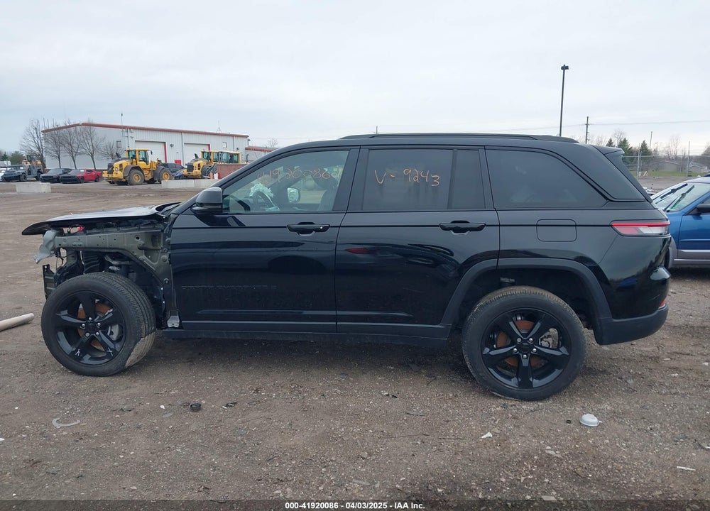 2024 JEEP GRAND CHEROKEE VIN: 1C4RJHAG7RC679243