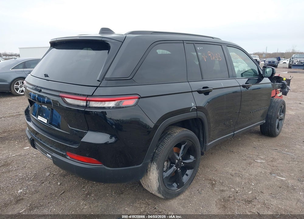 2024 JEEP GRAND CHEROKEE VIN: 1C4RJHAG7RC679243