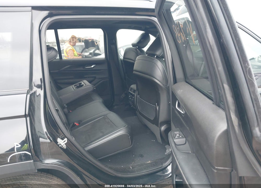 2024 JEEP GRAND CHEROKEE VIN: 1C4RJHAG7RC679243