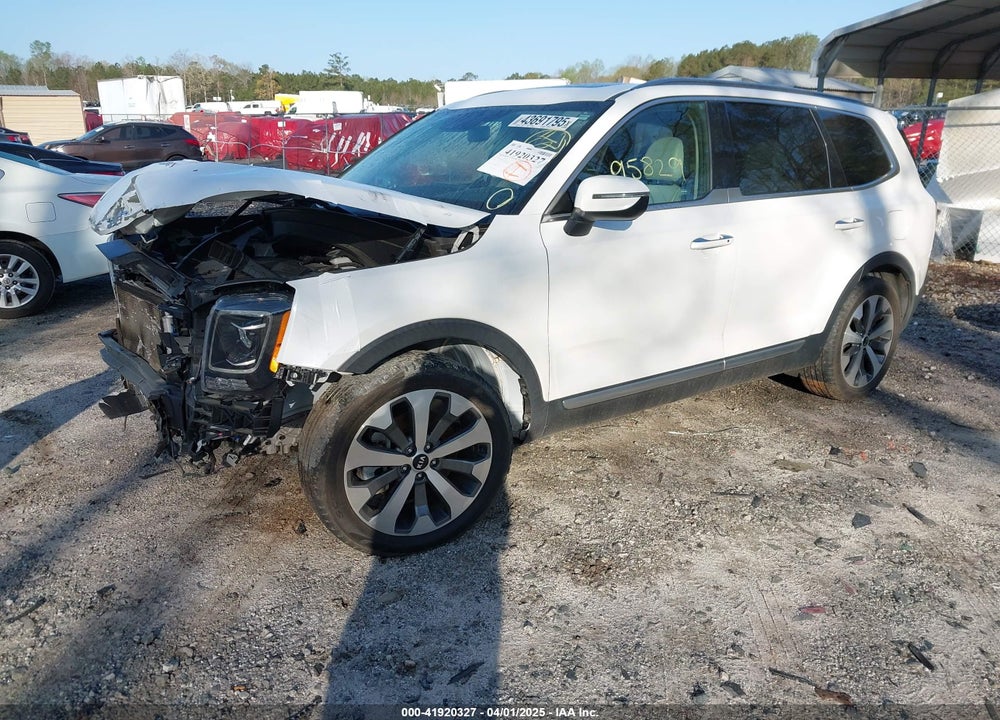 2020 KIA TELLURIDE VIN: 5XYP64HC6LG012137