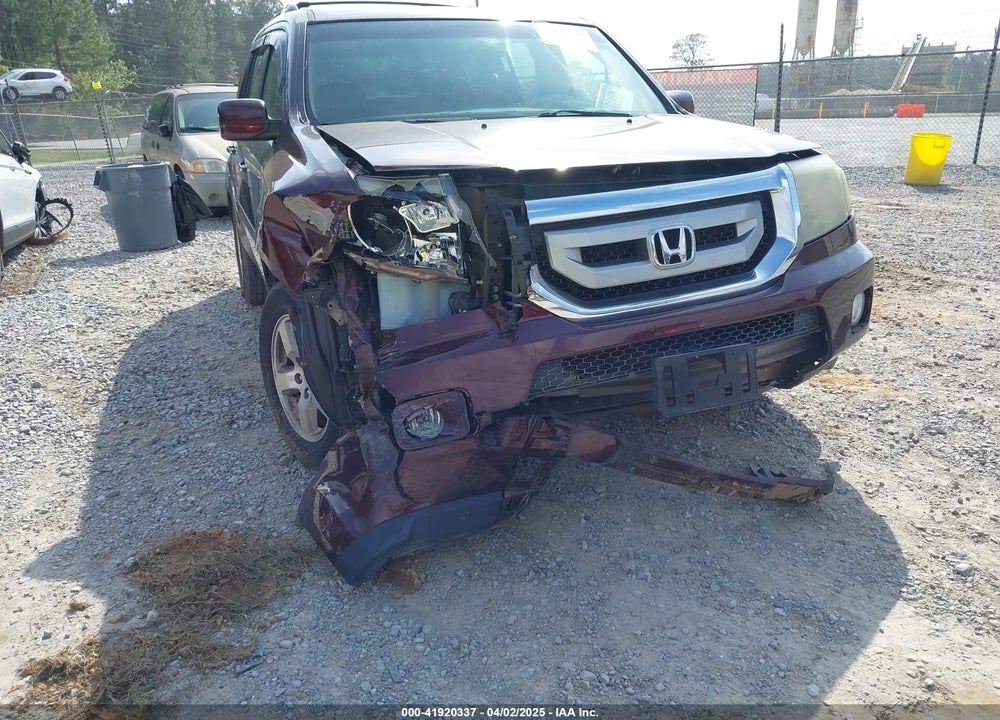 2011 HONDA PILOT VIN: 5FNYF4H58BB087840
