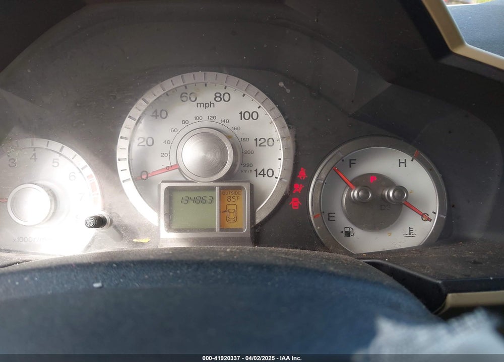 2011 HONDA PILOT VIN: 5FNYF4H58BB087840