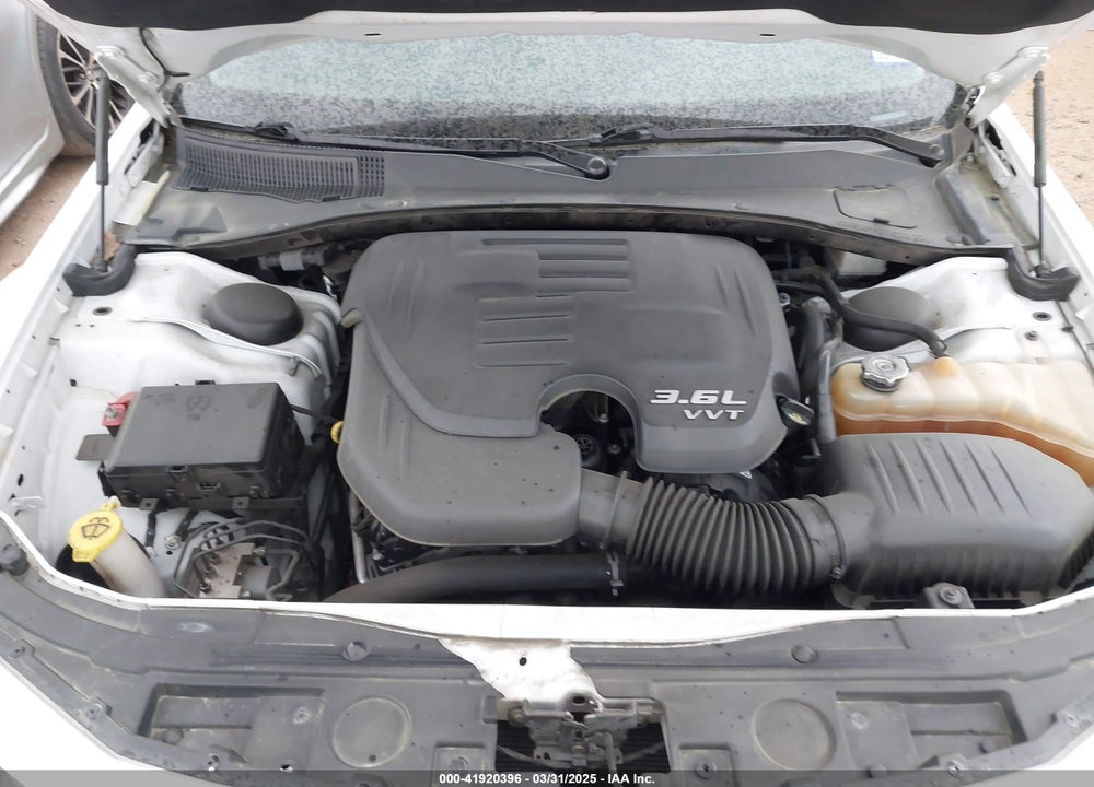 2019 CHRYSLER 300 VIN: 2C3CCAAG3KH746211